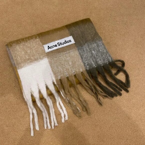 Acne Studios Scarf - Picture 2 of 5